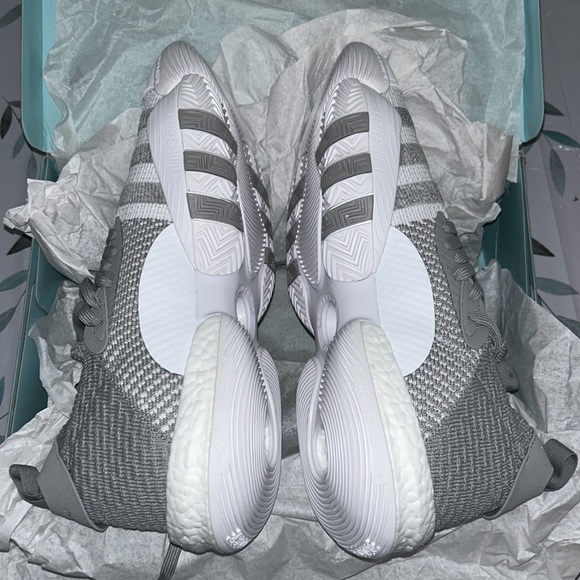 TRAE YOUNG 2.0 BASKETBALL SHOES - Picture 7 of 13